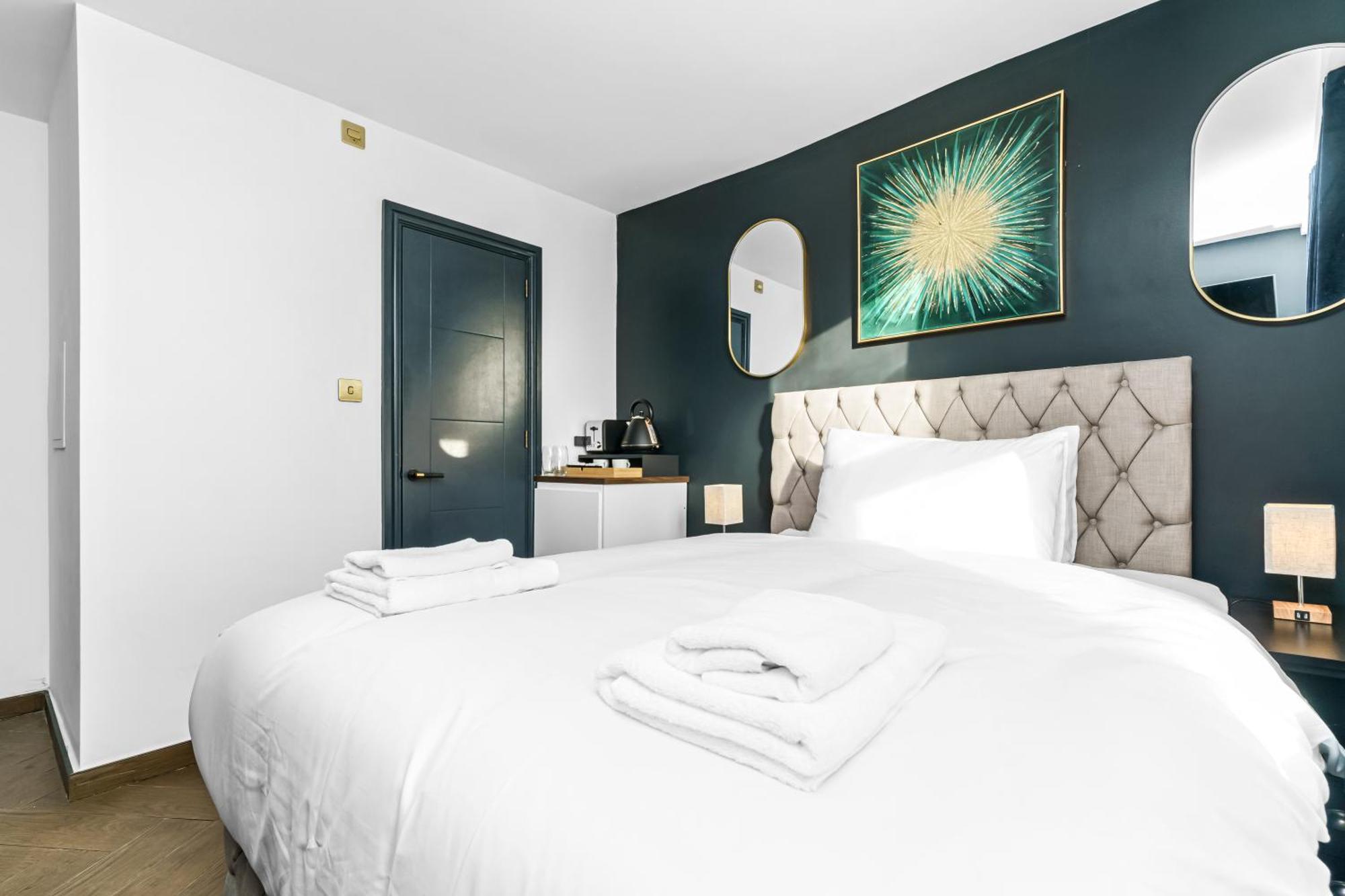 G Eighty Four Aparthotel London Exterior photo