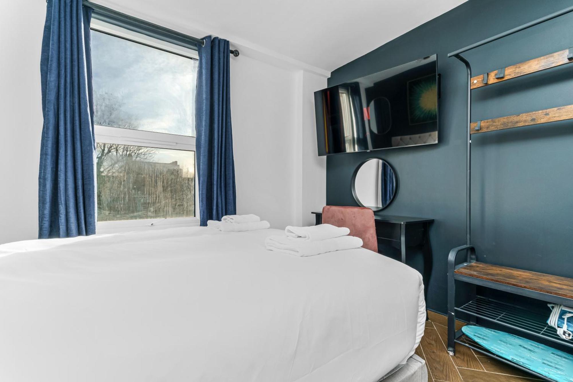 G Eighty Four Aparthotel London Exterior photo