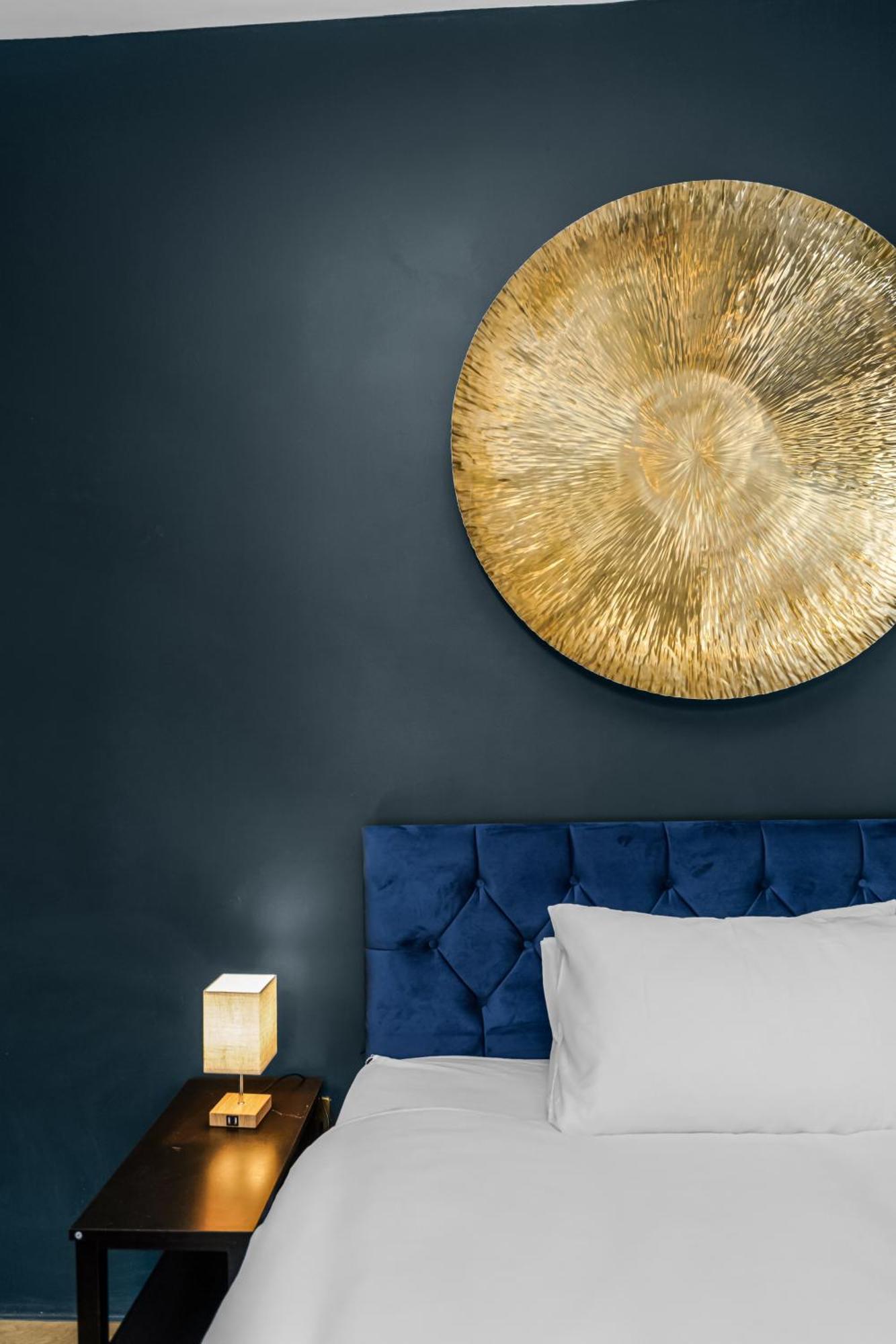 G Eighty Four Aparthotel London Exterior photo