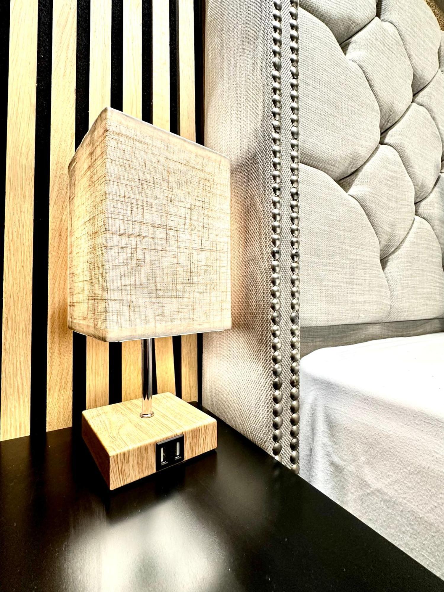 G Eighty Four Aparthotel London Exterior photo